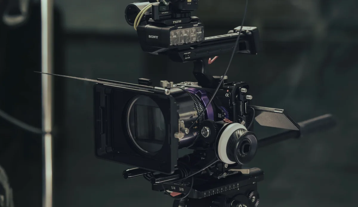 FX3 Shoulder Rig